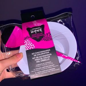 Strawberry Leopard Sally’s Hair Color Accessories Kit